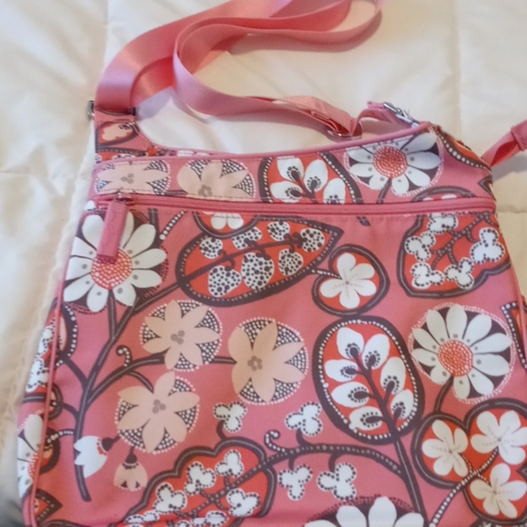 Vera Bradley pink hipster - Picture 2 of 3